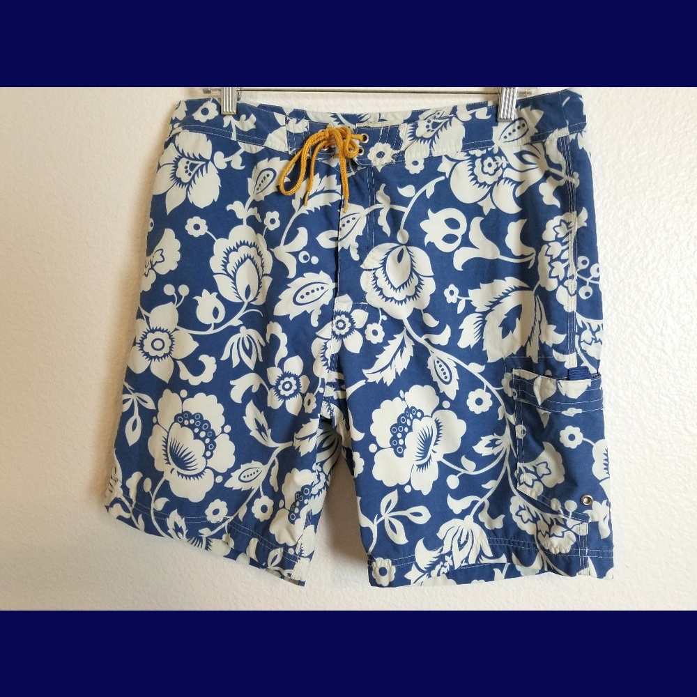 J Crew Factory Blue Floral Swim Trunks Sz 35